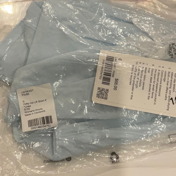 C - Lululemon Hotty Hot Low-Rise Lined Short 4"
Powder Blue - Picture 6 of 6